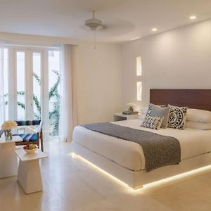 Nacar Hotel Cartagena, Curio Collection by Hilton